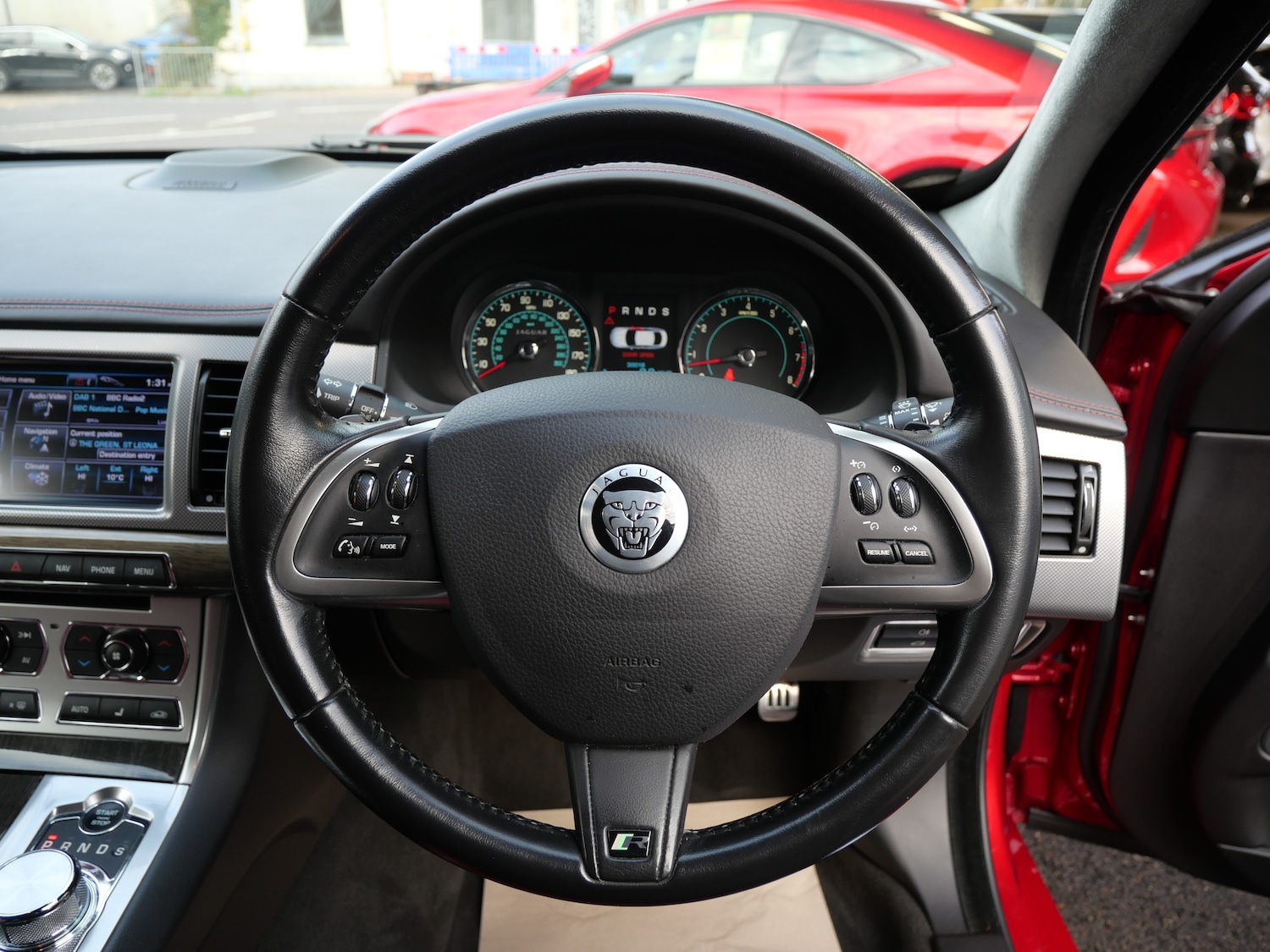 Used Jaguar XF 2013 for sale - 76637932: Photo 35