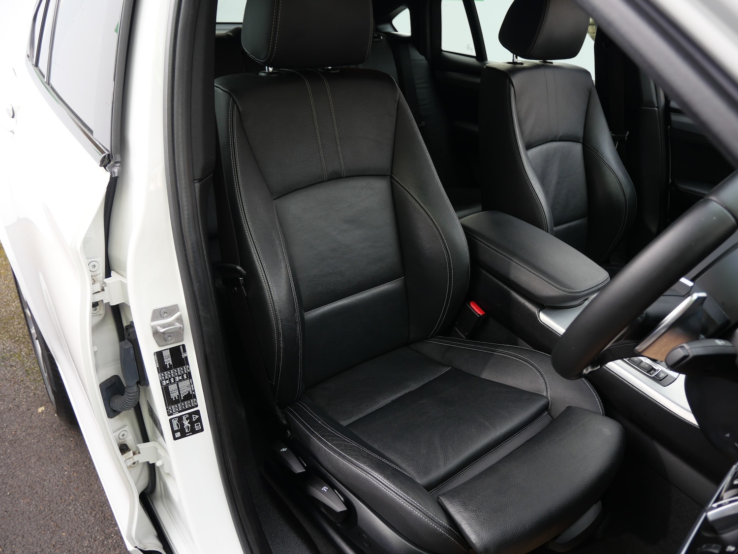 Used BMW X4 2016 for sale - 76637929: Photo 10