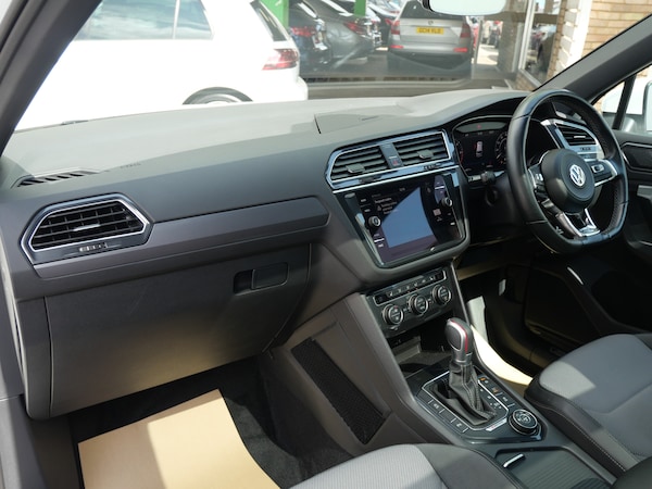 Used Volkswagen Tiguan 2017 for sale - 75549989: Photo 16
