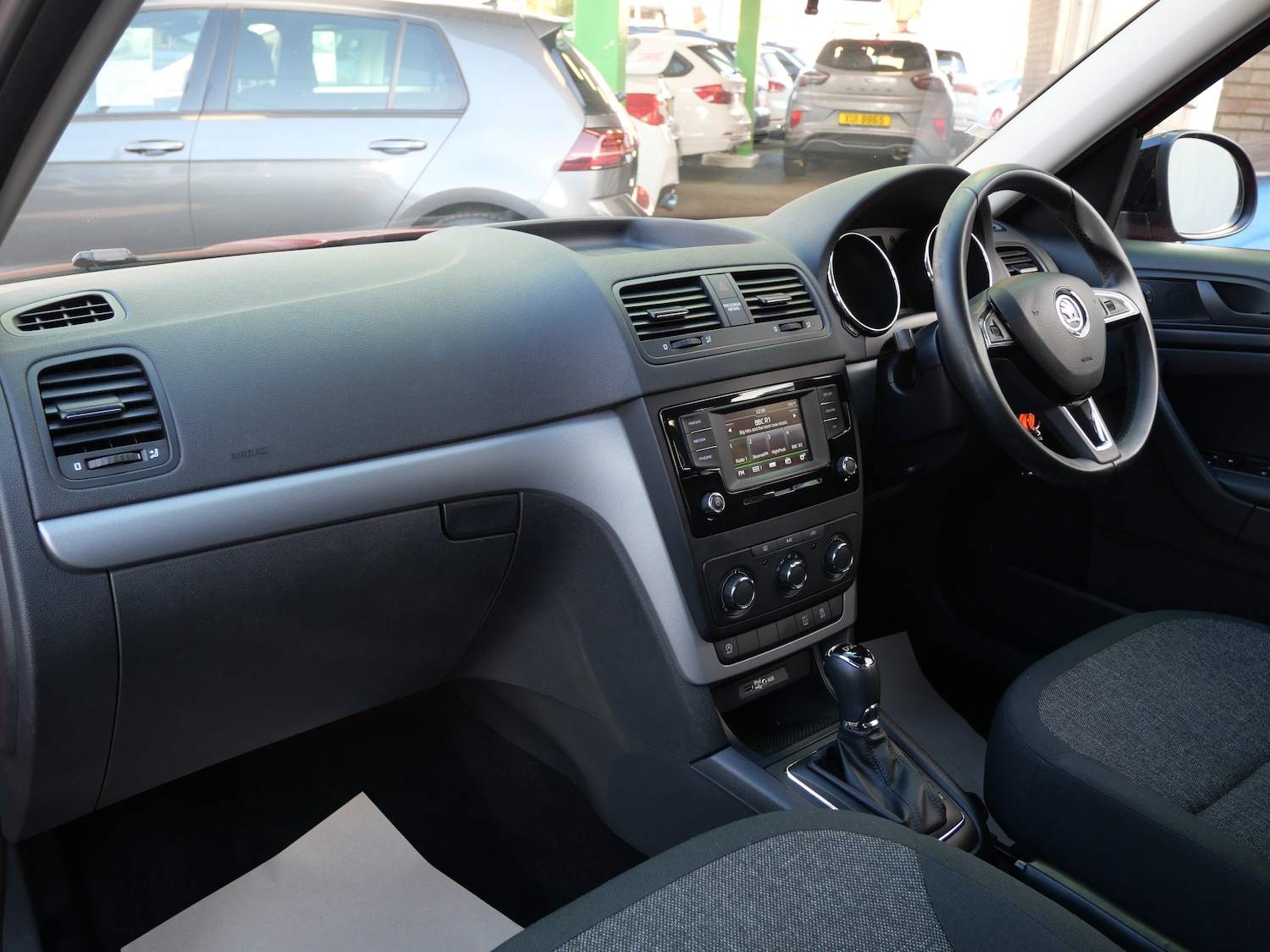 Used Skoda Yeti 2015 for sale - 76650376: Photo 14