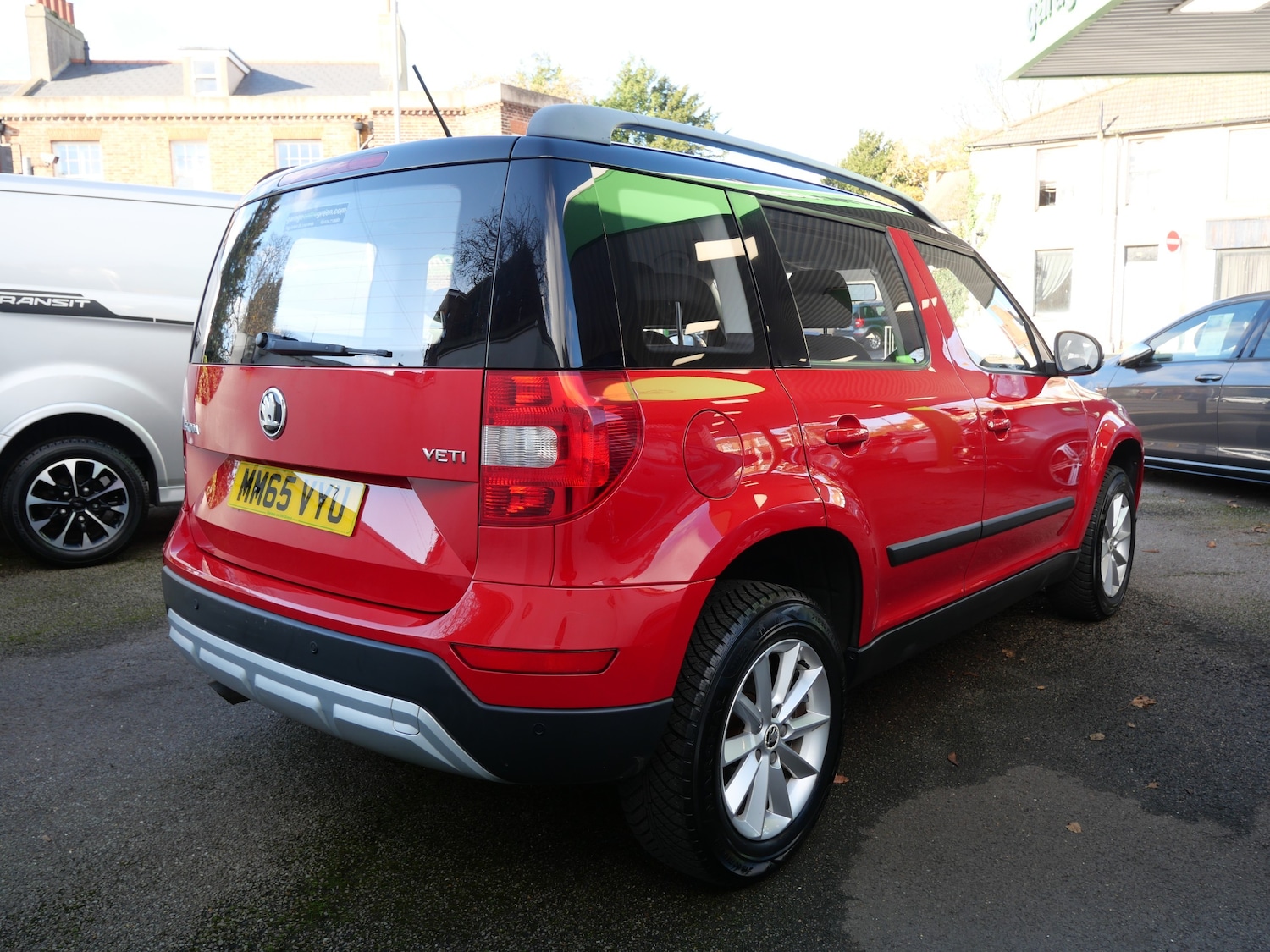 Used Skoda Yeti 2015 for sale - 76650376: Photo 4