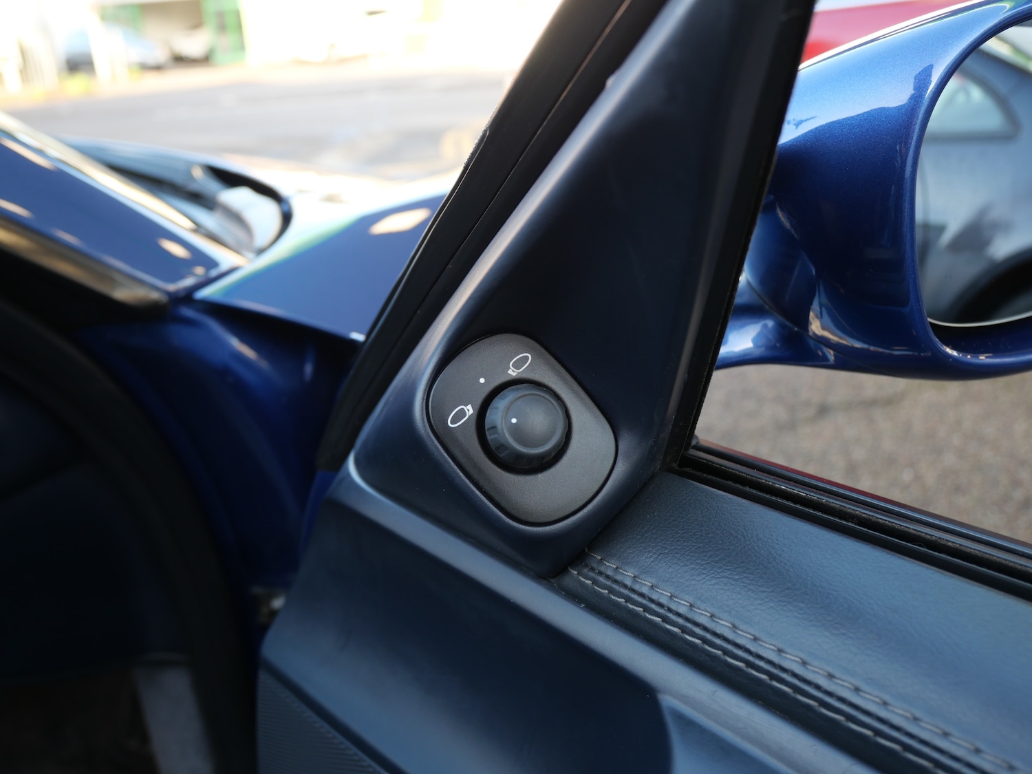 Used Porsche Boxster for sale - 77002028: Photo 29