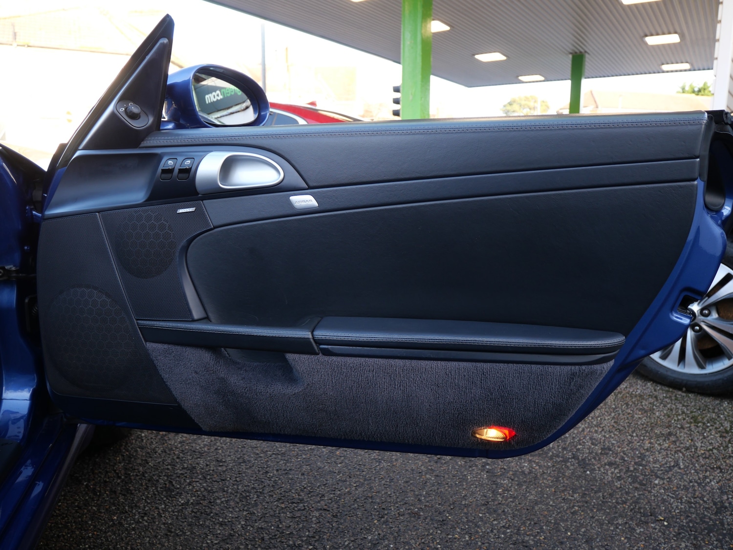 Used Porsche Boxster for sale - 77002028: Photo 33