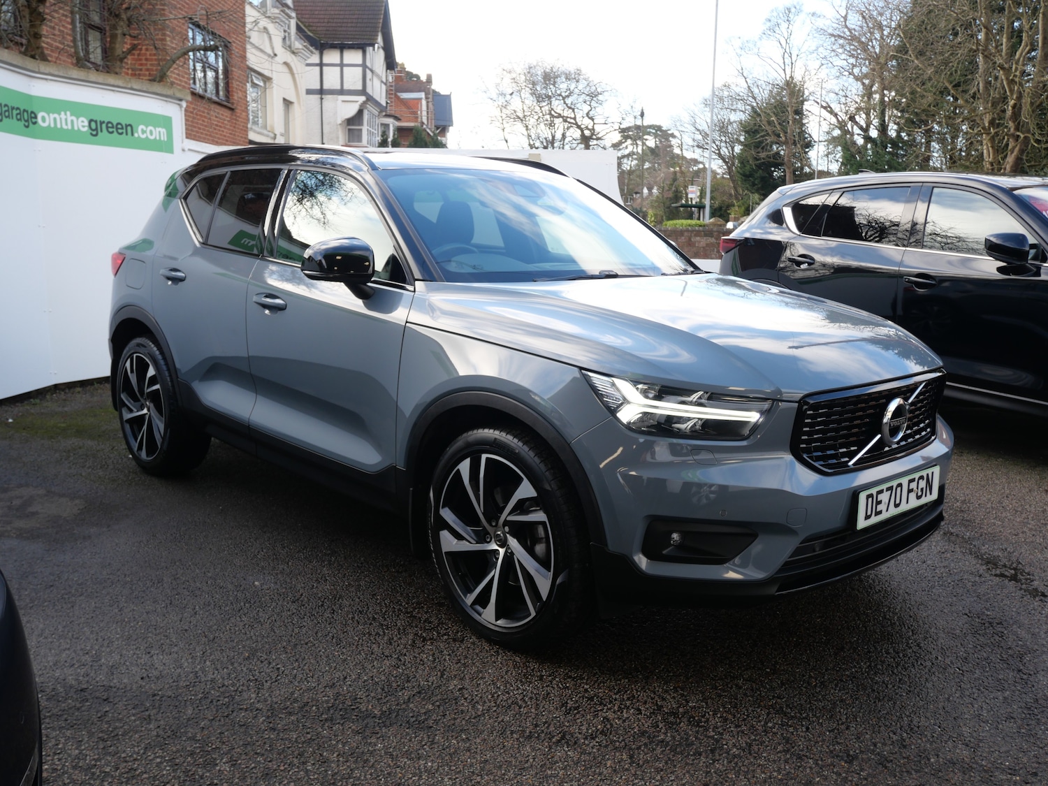 Used Volvo XC40 2020 for sale - 77128670: Photo 3
