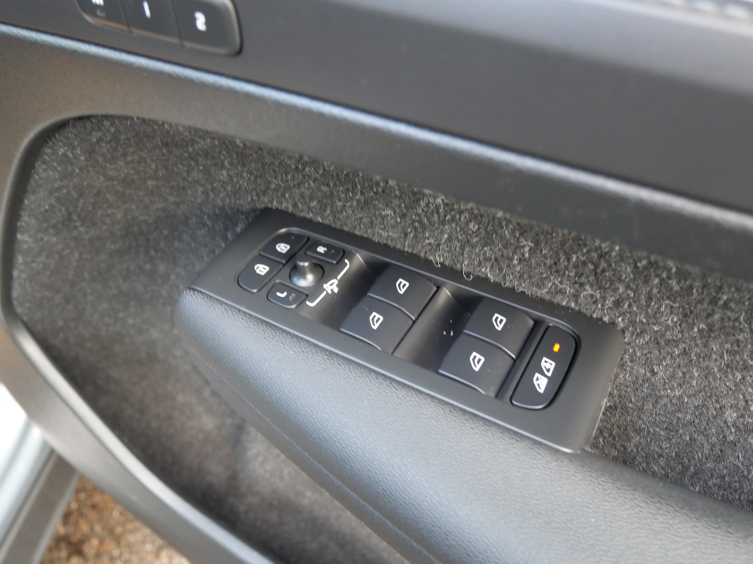 Used Volvo XC40 2020 for sale - 77128670: Photo 41