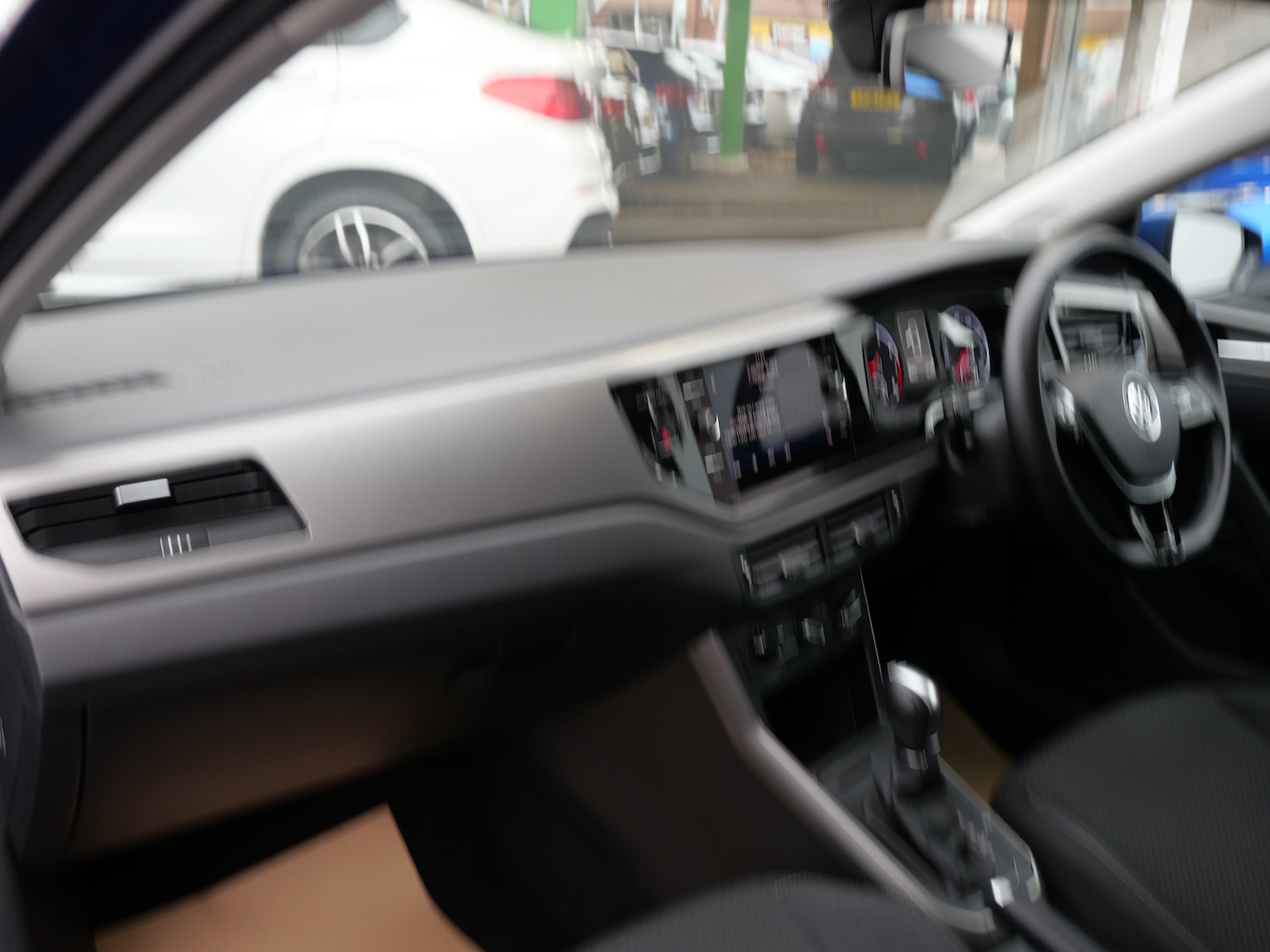 Used Volkswagen Polo 2018 for sale - 76637942: Photo 14