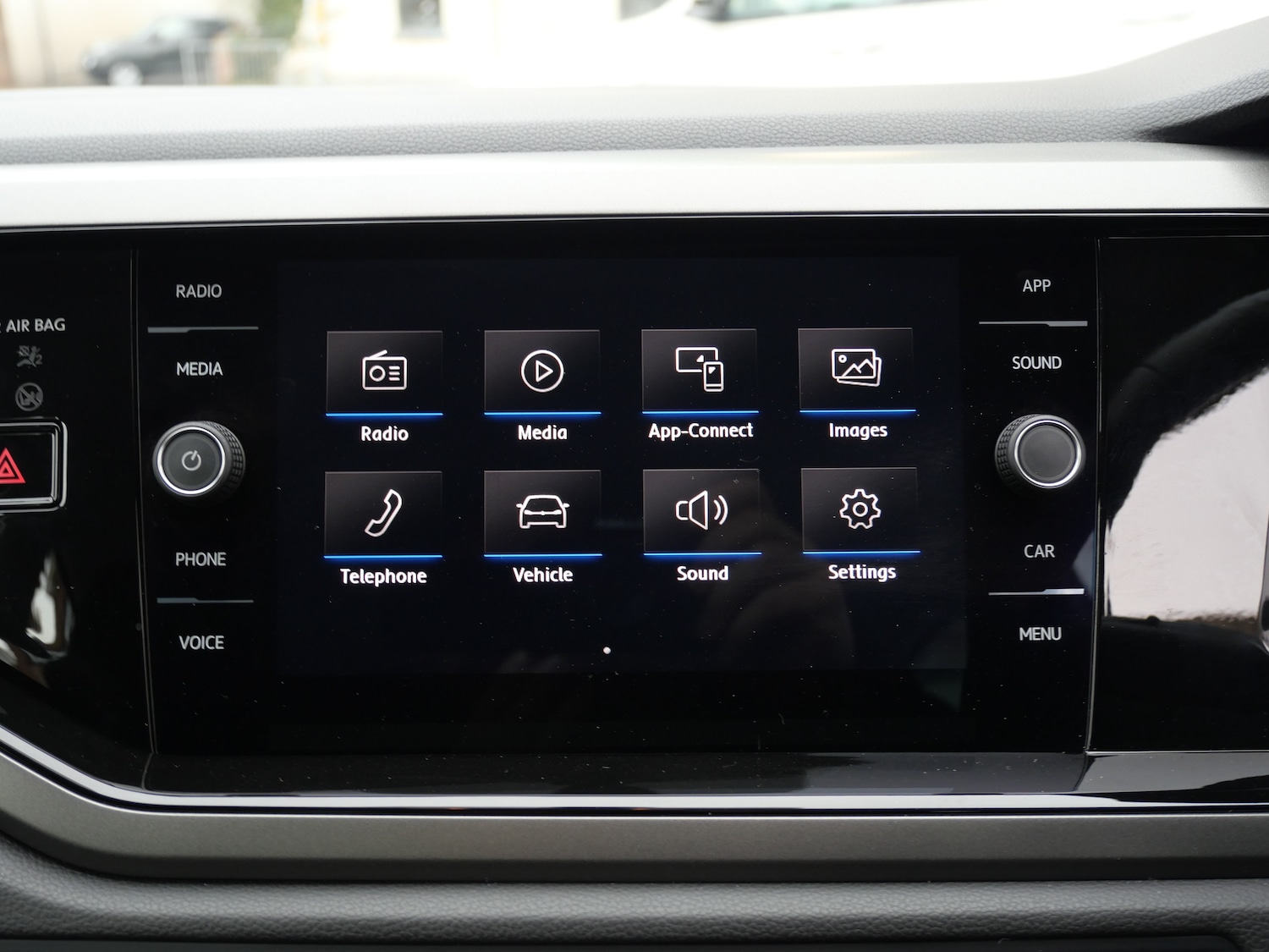 Used Volkswagen Polo 2018 for sale - 76637942: Photo 18