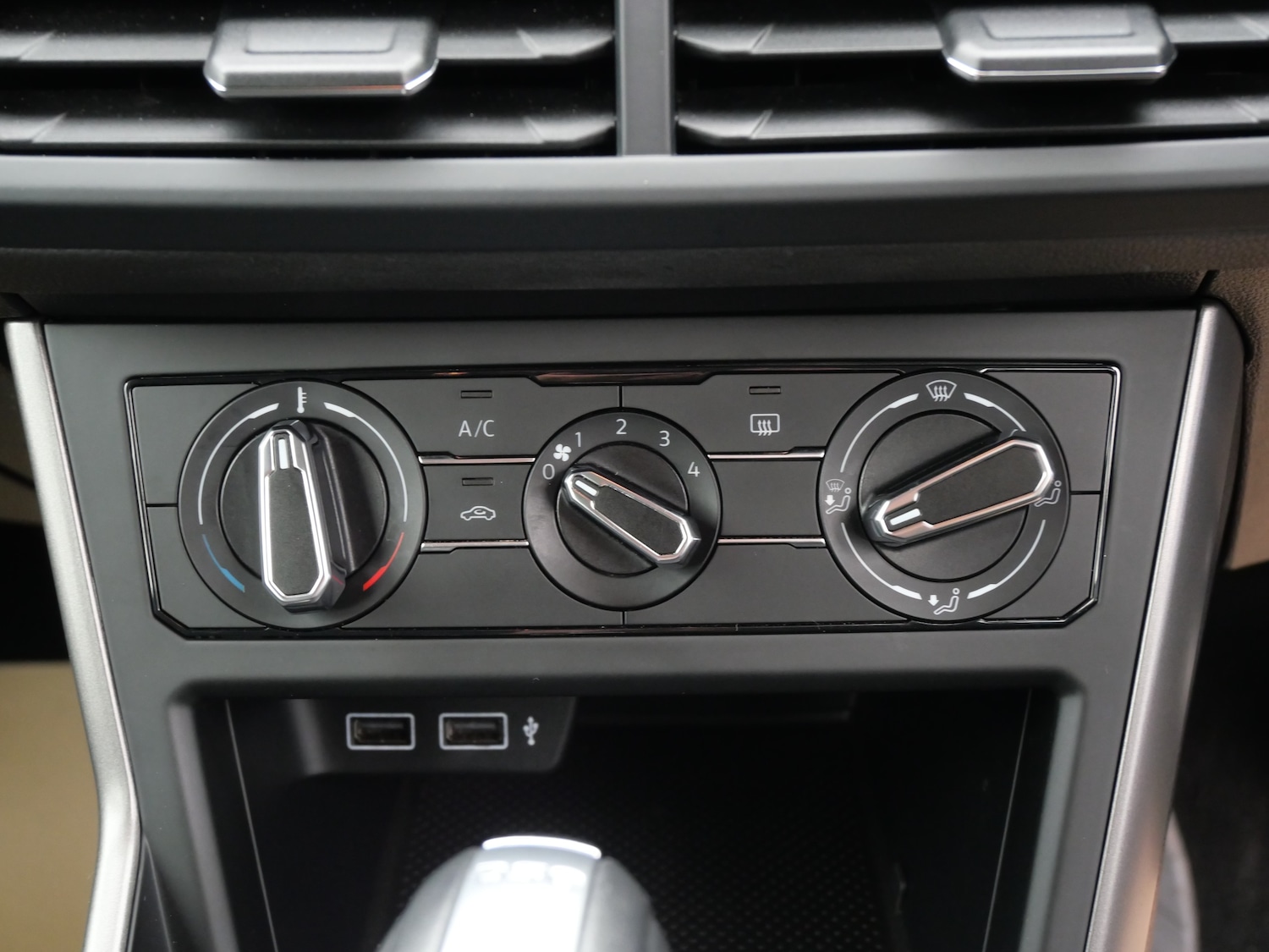 Used Volkswagen Polo 2018 for sale - 76637942: Photo 20