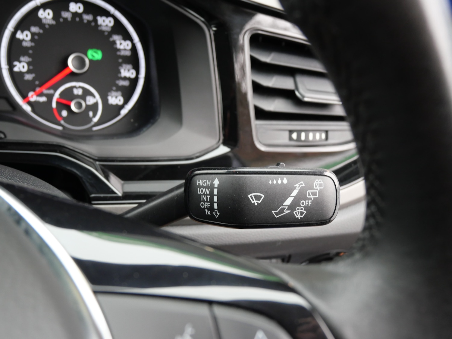 Used Volkswagen Polo 2018 for sale - 76637942: Photo 30