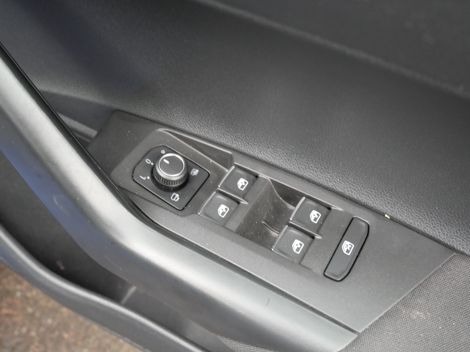 Used Volkswagen Polo 2018 for sale - 76637942: Photo 33