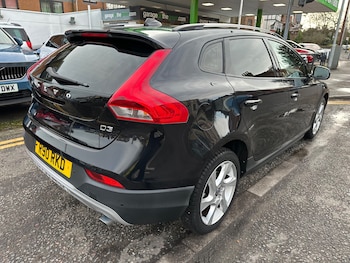 Used Volvo V40 Cross Country 2014 for sale - 77276767: Photo