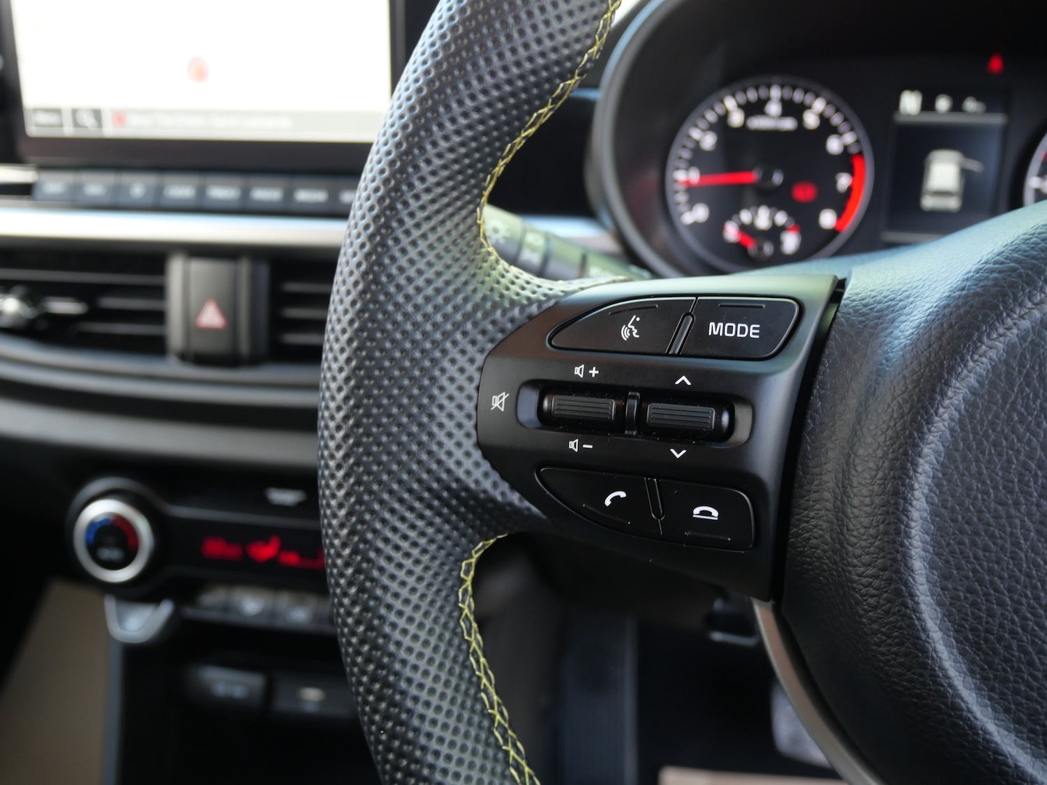 Used Kia Picanto 2024 for sale - 76637927: Photo 34