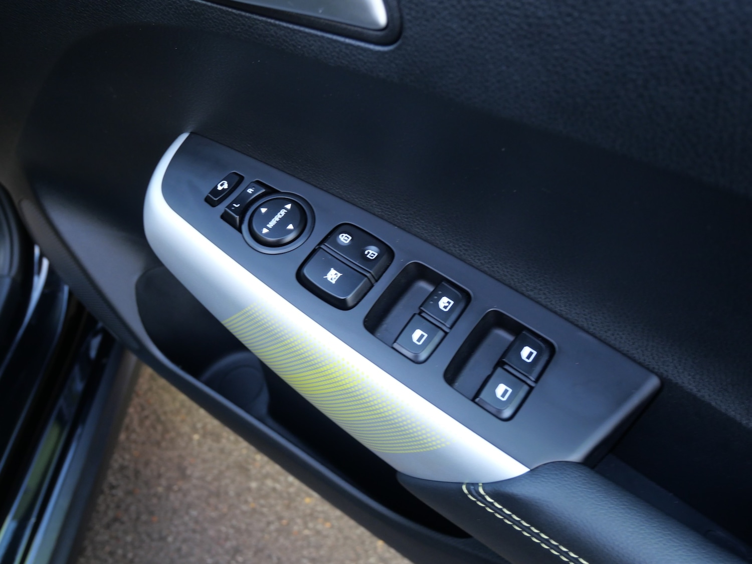 Used Kia Picanto 2024 for sale - 76637927: Photo 38