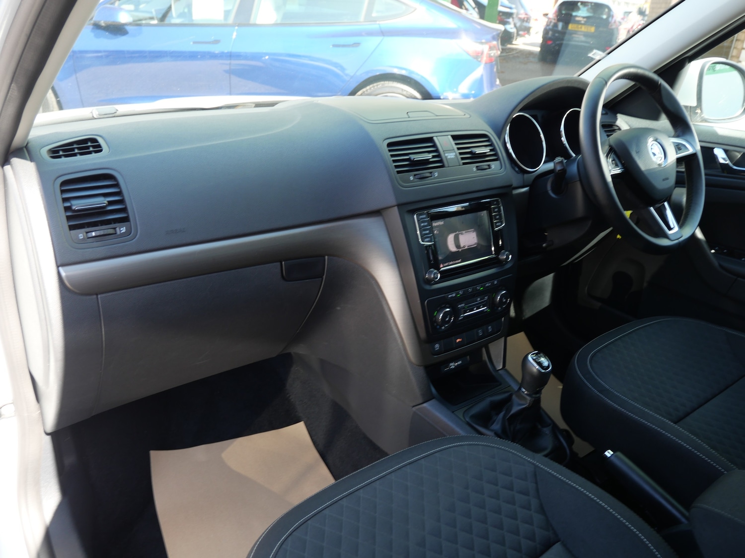 Used Skoda Yeti 2017 for sale - 75778830: Photo 14