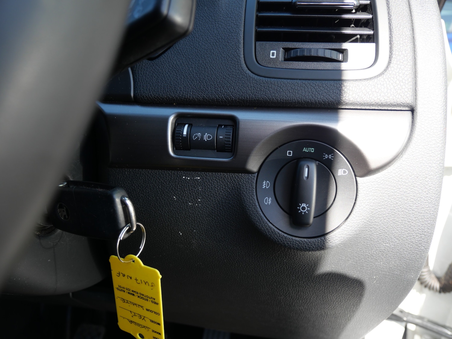 Used Skoda Yeti 2017 for sale - 75778830: Photo 33