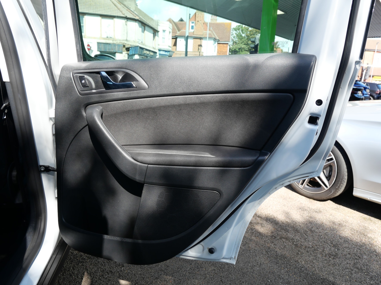 Used Skoda Yeti 2017 for sale - 75778830: Photo 35