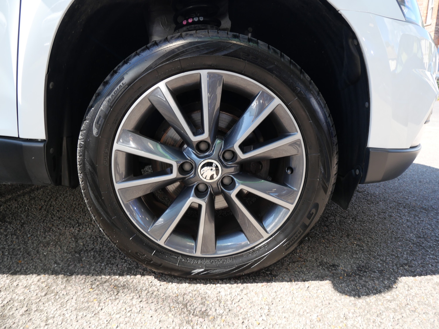 Used Skoda Yeti 2017 for sale - 75778830: Photo 40