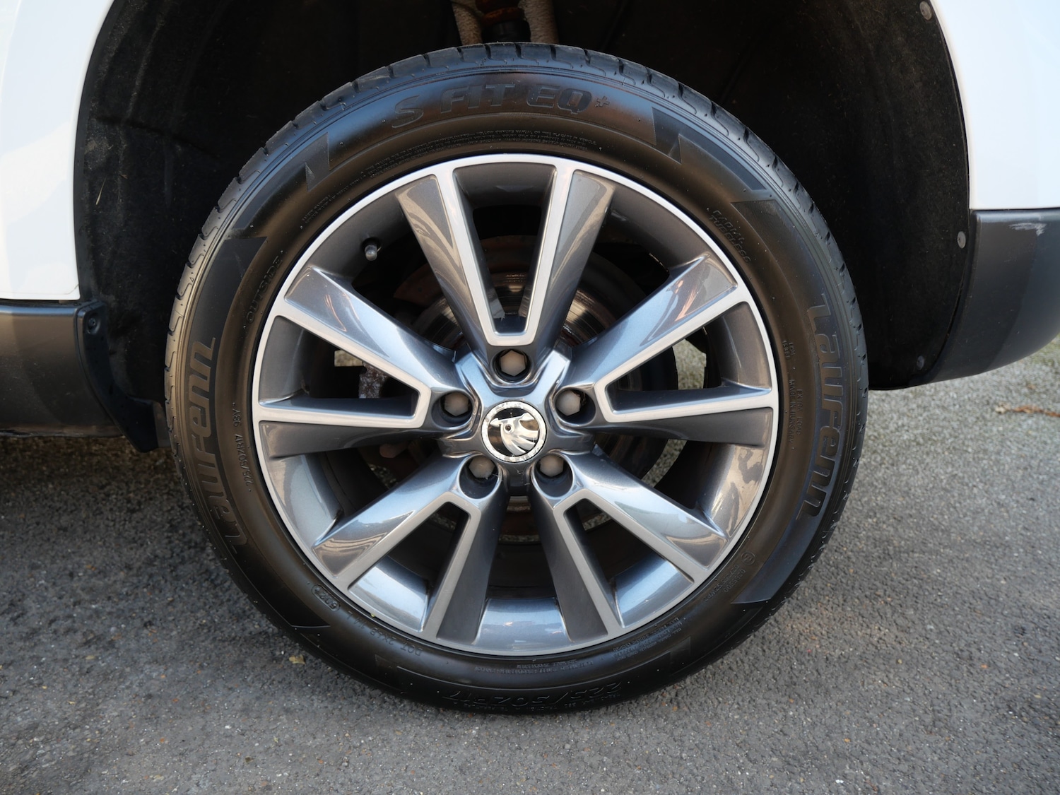 Used Skoda Yeti 2017 for sale - 75778830: Photo 42