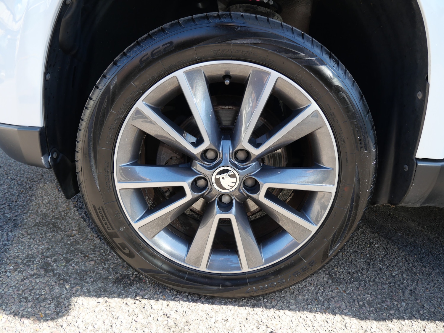 Used Skoda Yeti 2017 for sale - 75778830: Photo 43