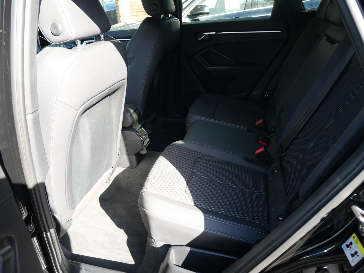 Used Audi Q3 2019 for sale - 77631376: Photo 11