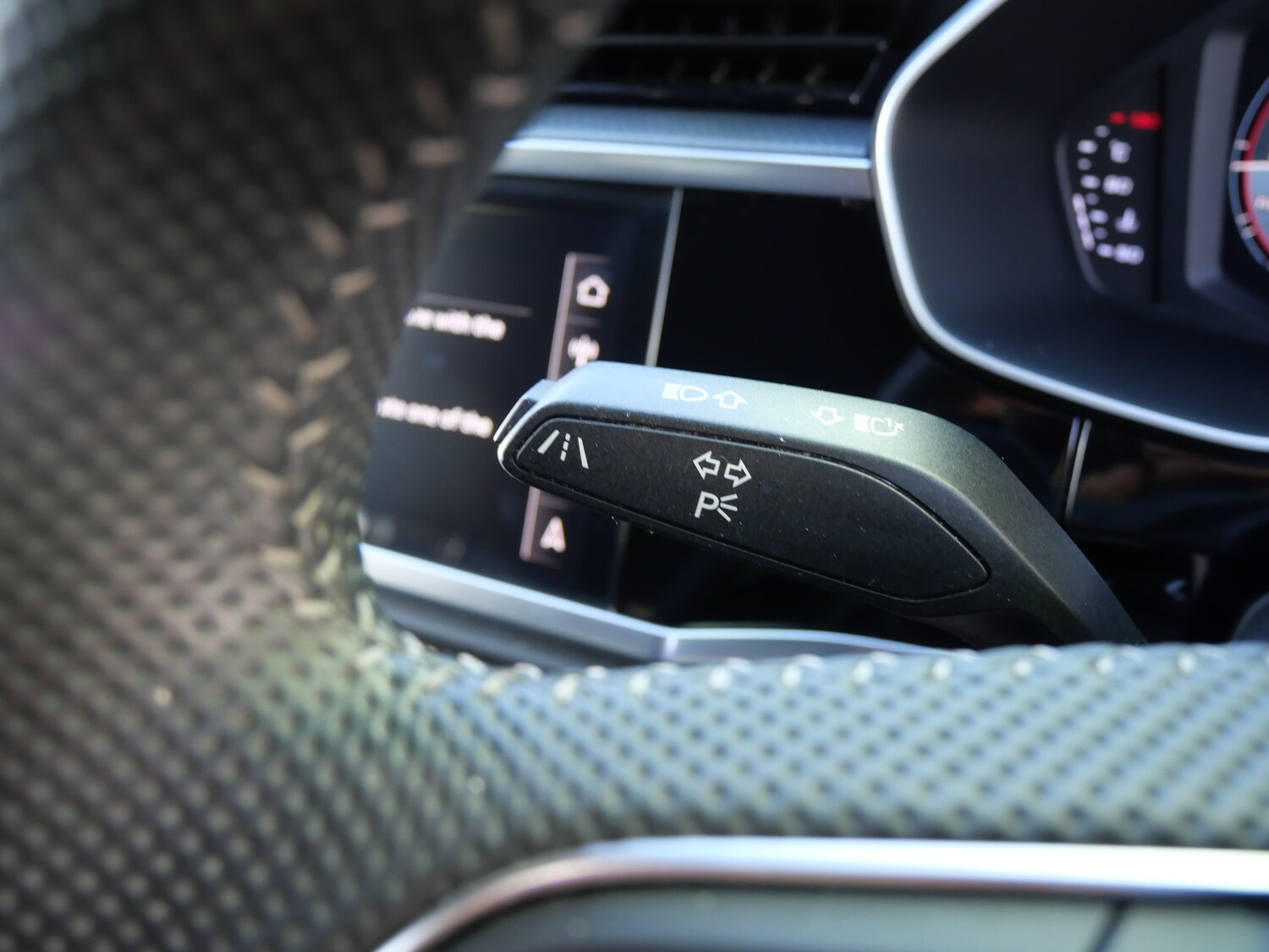 Used Audi Q3 2019 for sale - 77631376: Photo 29