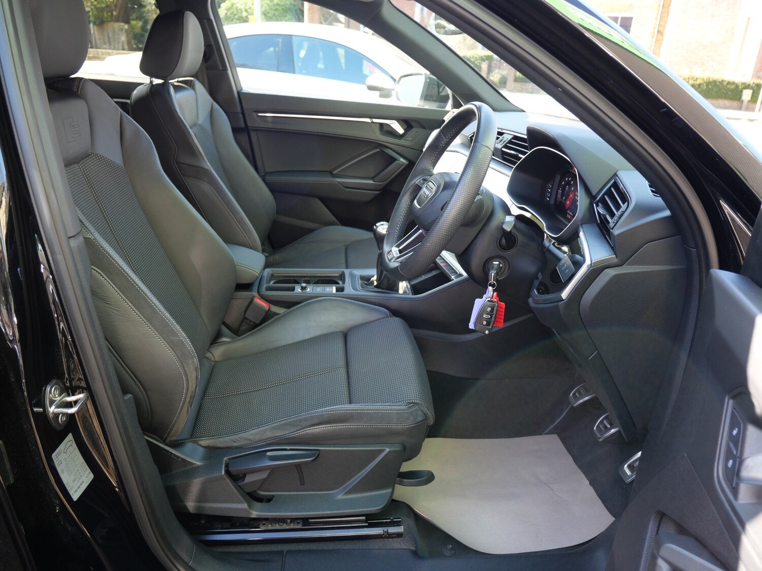 Used Audi Q3 2019 for sale - 77631376: Photo 8