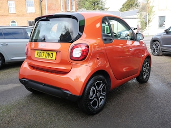 Used smart fortwo 2017 for sale - 77506093: Photo