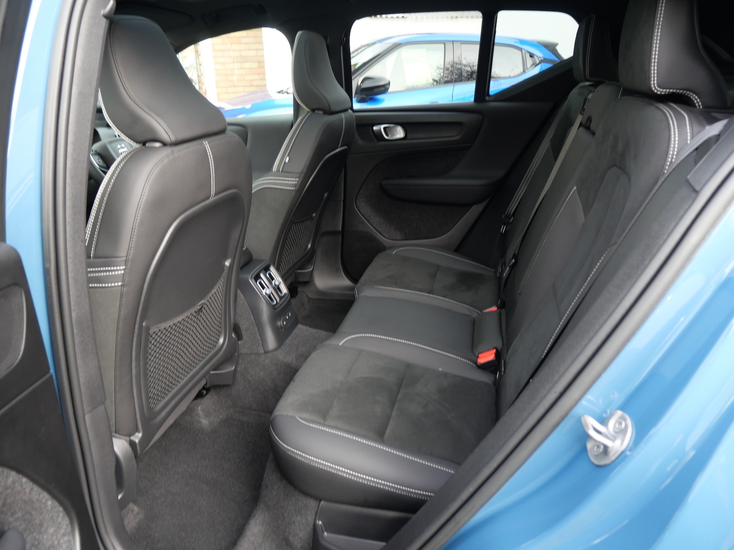 Used Volvo XC40 2022 for sale - 77226158: Photo 11