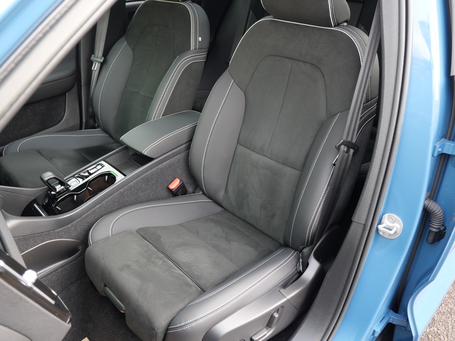 Used Volvo XC40 2022 for sale - 77226158: Photo 13