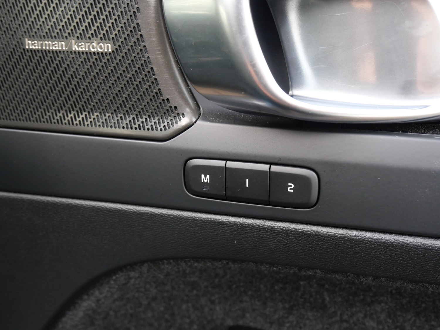 Used Volvo XC40 2022 for sale - 77226158: Photo 43