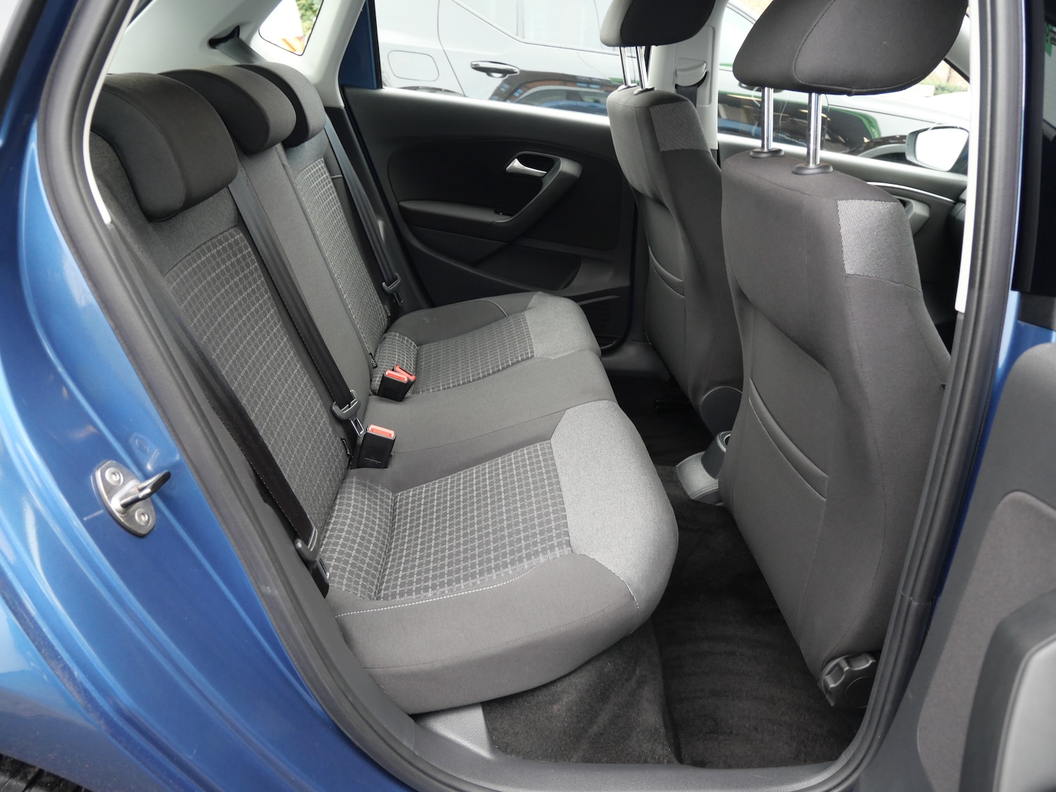 Used Volkswagen Polo 2015 for sale - 76637941: Photo 10