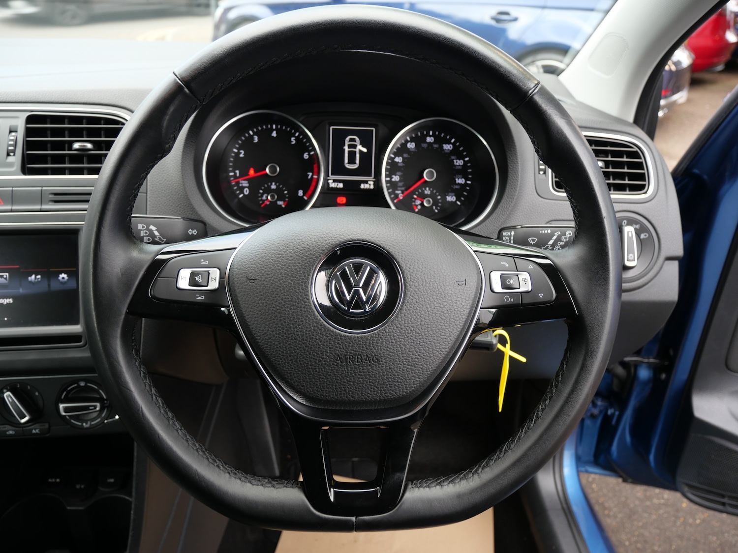 Used Volkswagen Polo 2015 for sale - 76637941: Photo 22