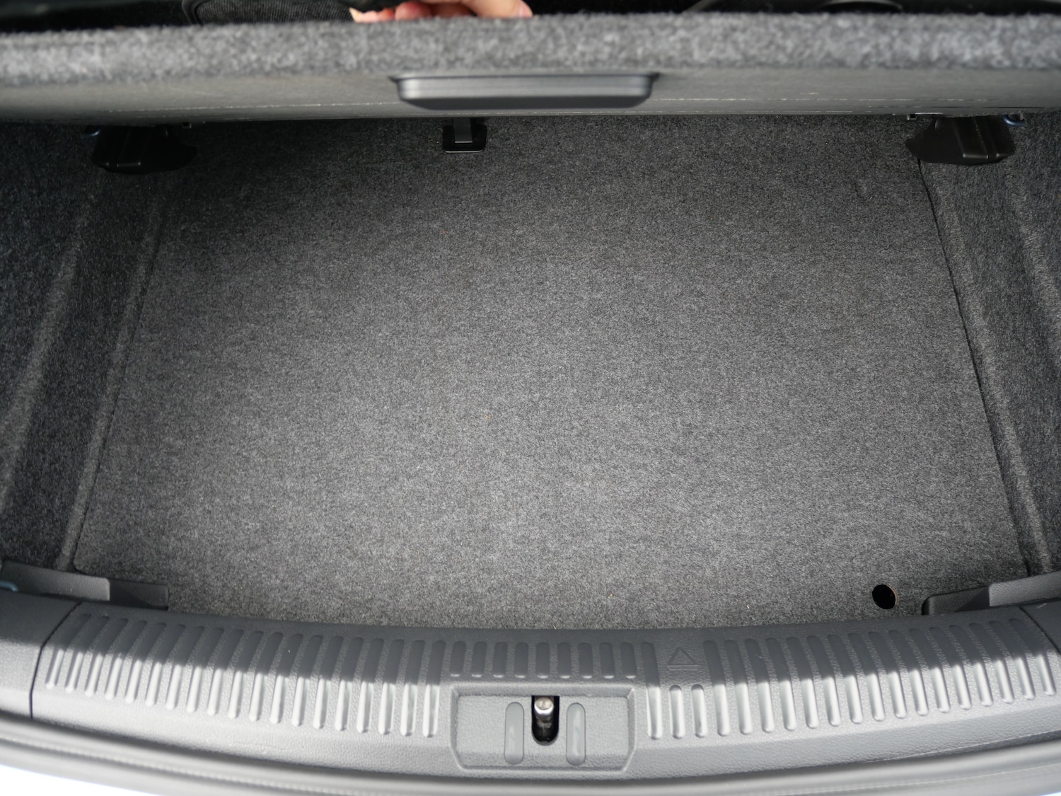 Used Volkswagen Polo 2015 for sale - 76637941: Photo 34