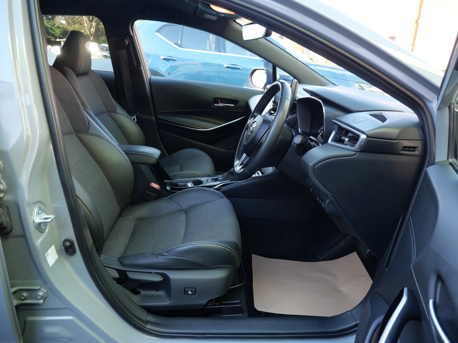 Used Toyota Corolla 2021 for sale - 76637933: Photo 8