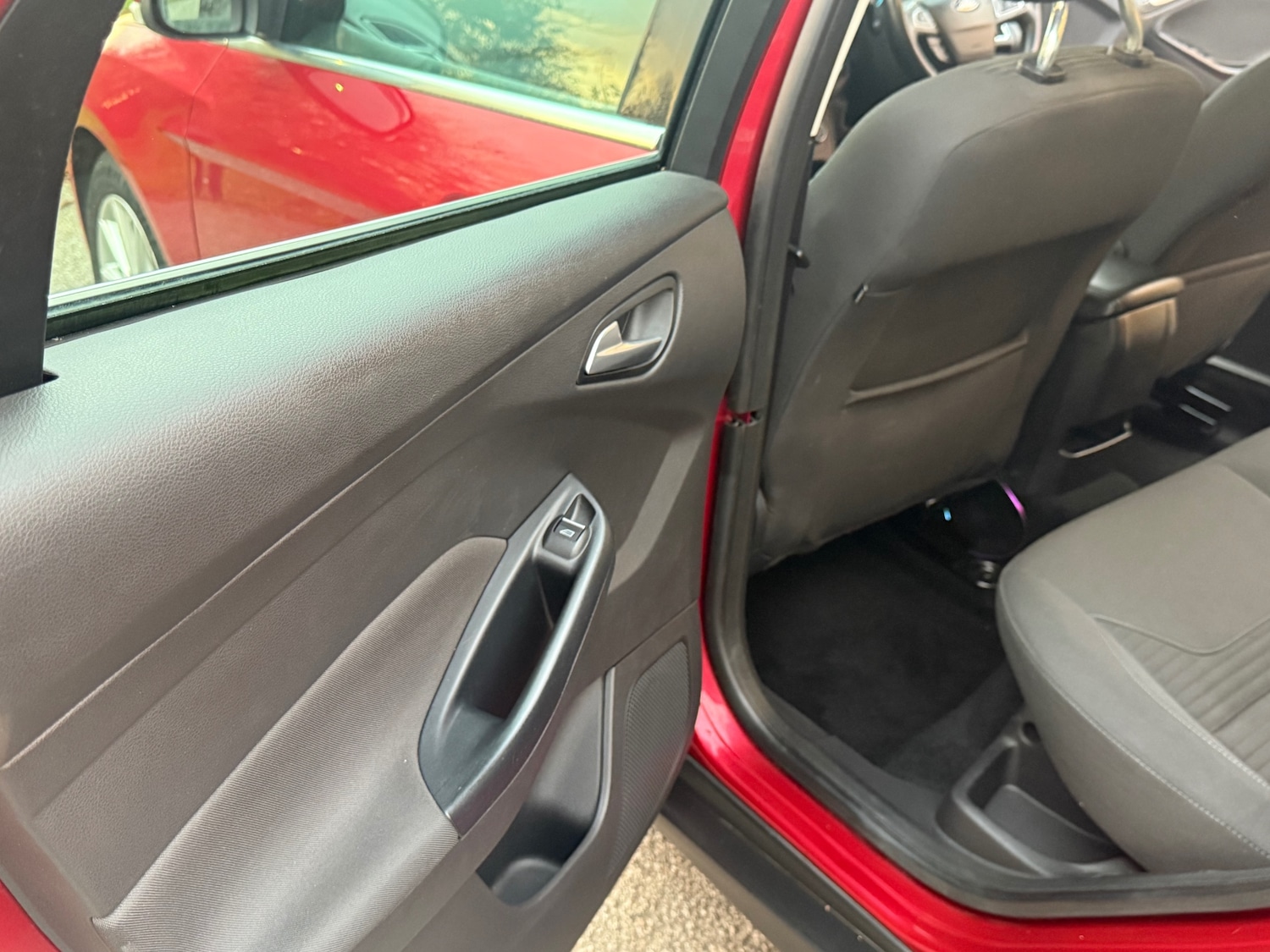 Used Ford Focus 2015 for sale - 76627368: Photo 10