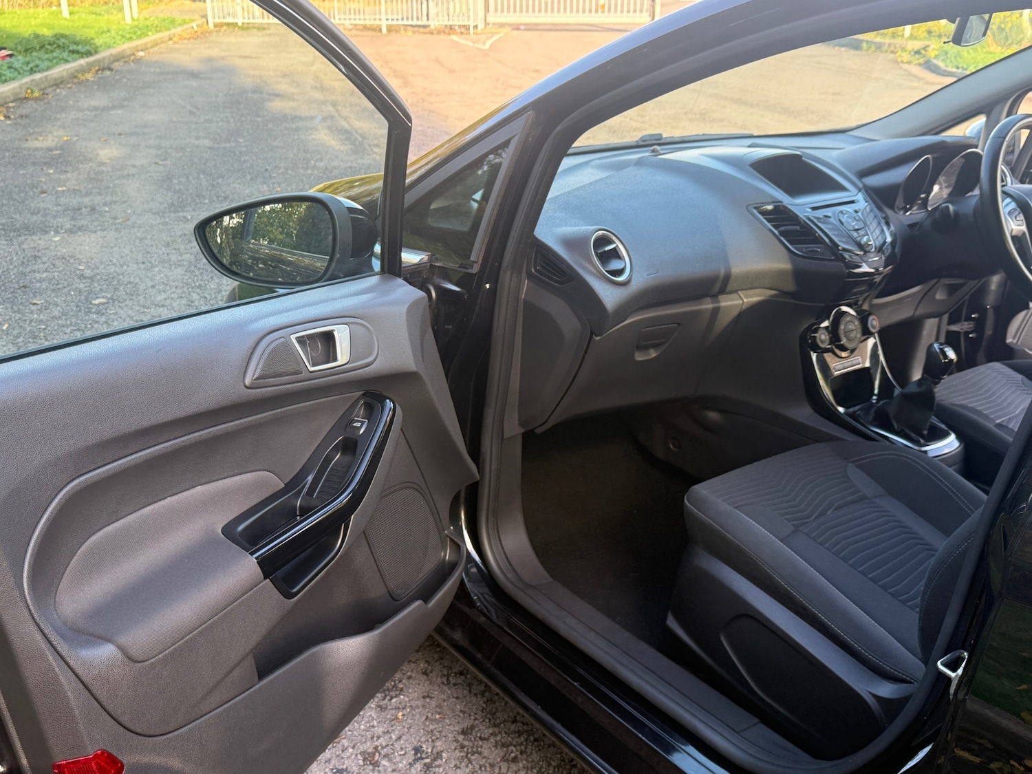 Used Ford Fiesta 2015 for sale - 76358264: Photo 18