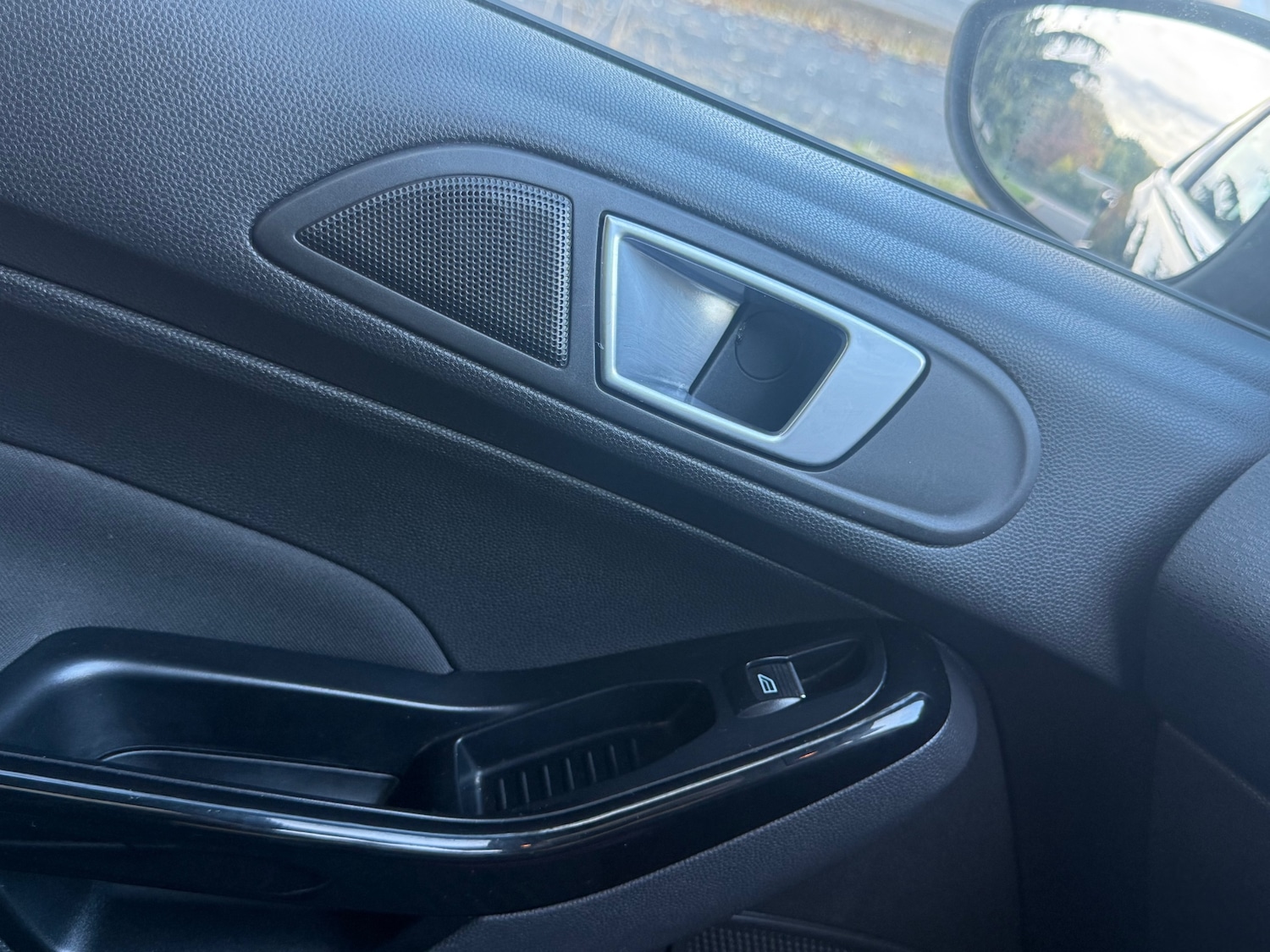 Used Ford Fiesta 2015 for sale - 76358264: Photo 7