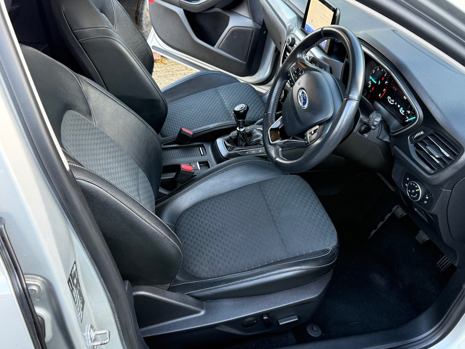 Used Ford Focus 2019 for sale - 76369472: Photo 37