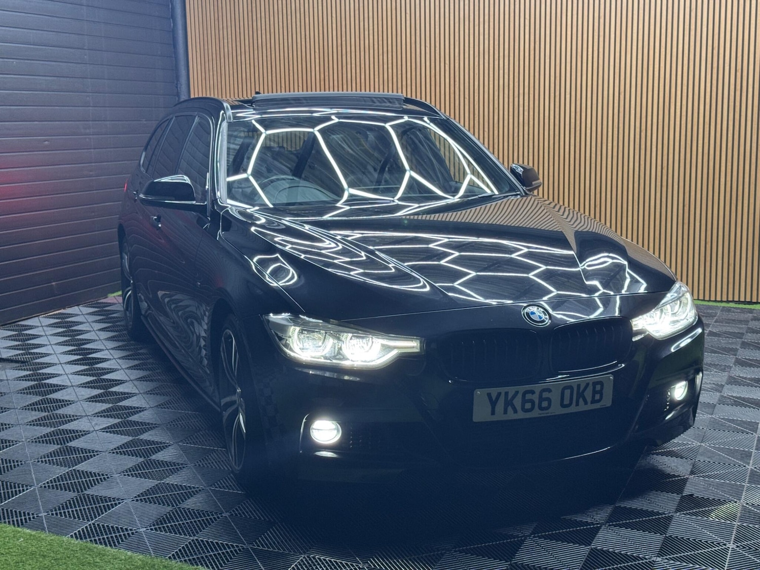 Used BMW 3 Series 2016 for sale - 77074962: Photo 10