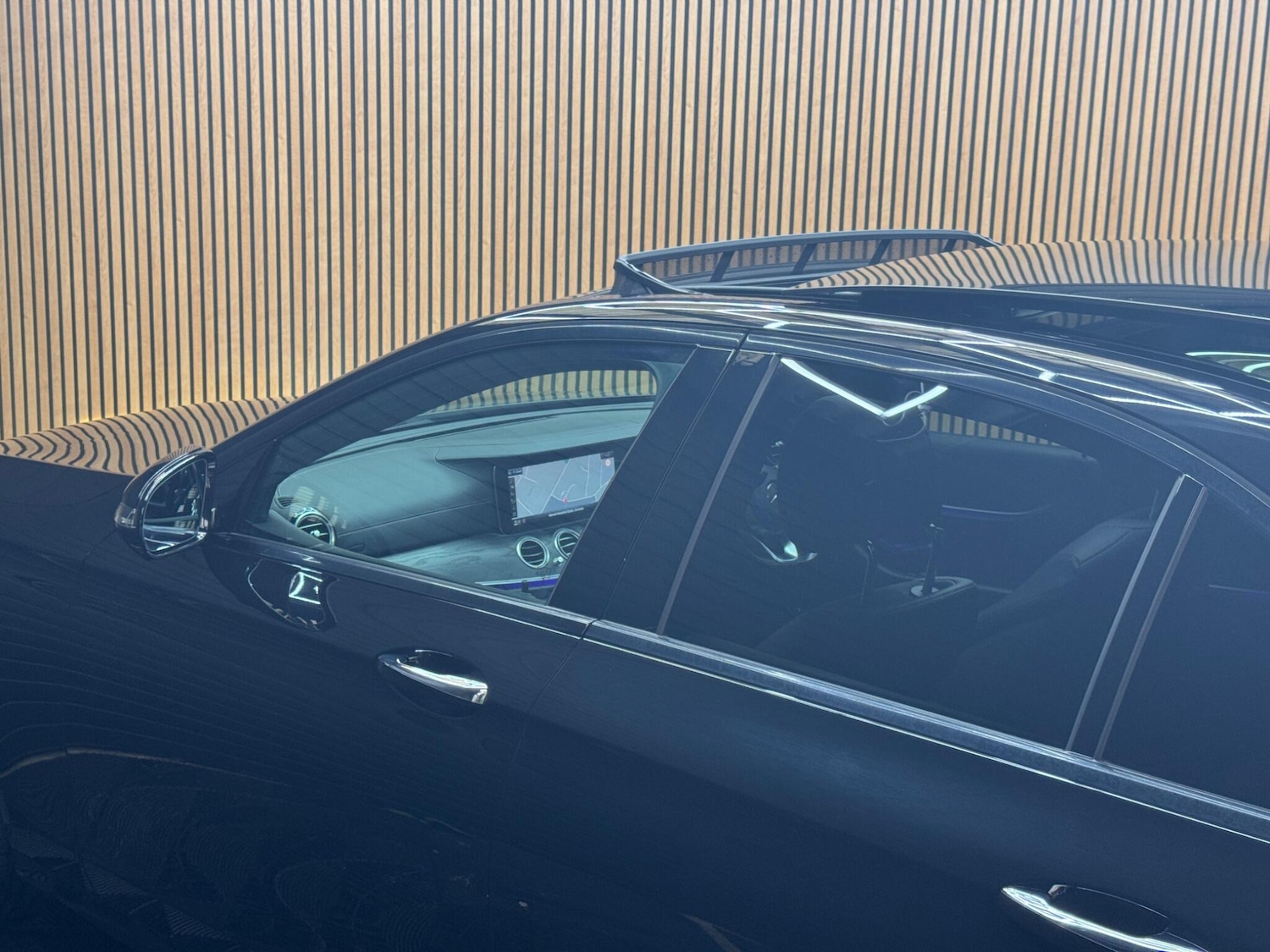 Used Mercedes-Benz E Class 2020 for sale - 77074001: Photo 17