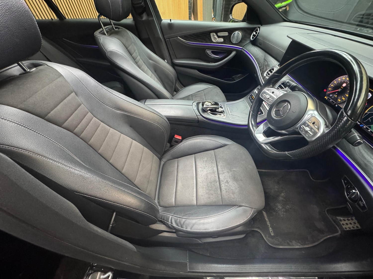 Used Mercedes-Benz E Class 2020 for sale - 77074001: Photo 27