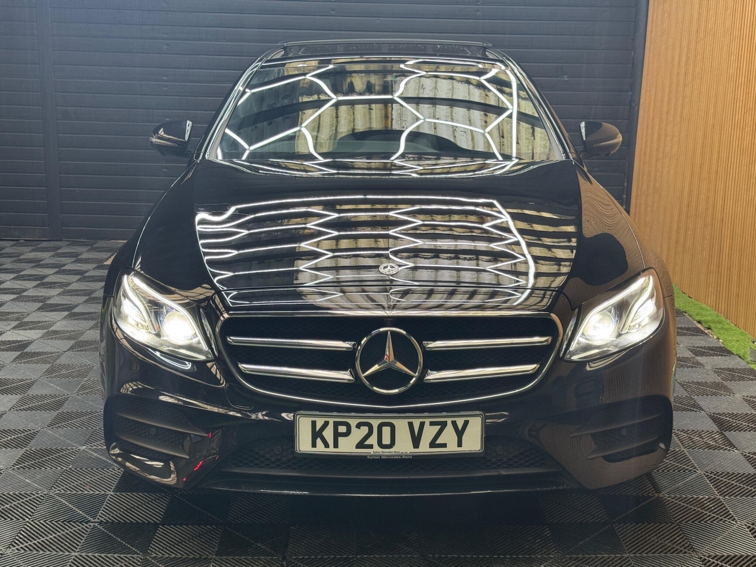 Used Mercedes-Benz E Class 2020 for sale - 77074001: Photo 43