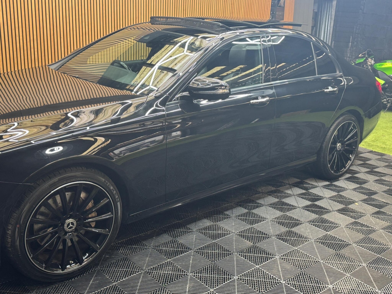 Used Mercedes-Benz E Class 2020 for sale - 77074001: Photo 48