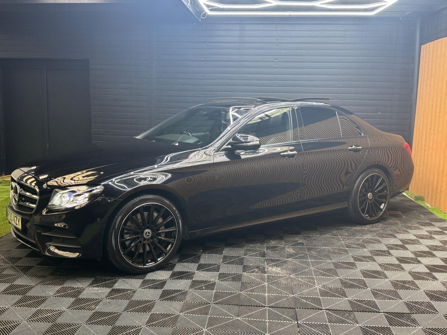 Used Mercedes-Benz E Class 2020 for sale - 77074001: Photo 53