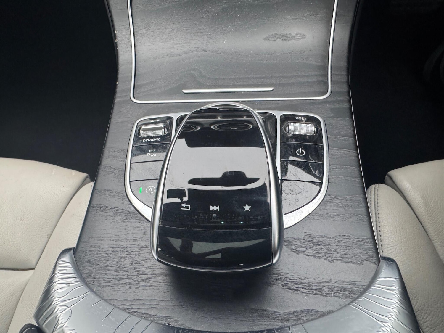 Used Mercedes-Benz C Class 2016 for sale - 76688971: Photo 31