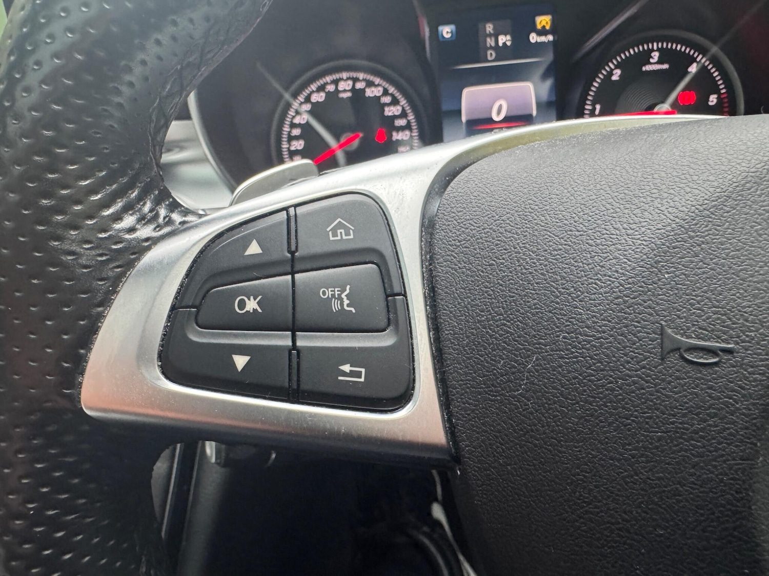 Used Mercedes-Benz C Class 2016 for sale - 76688971: Photo 33