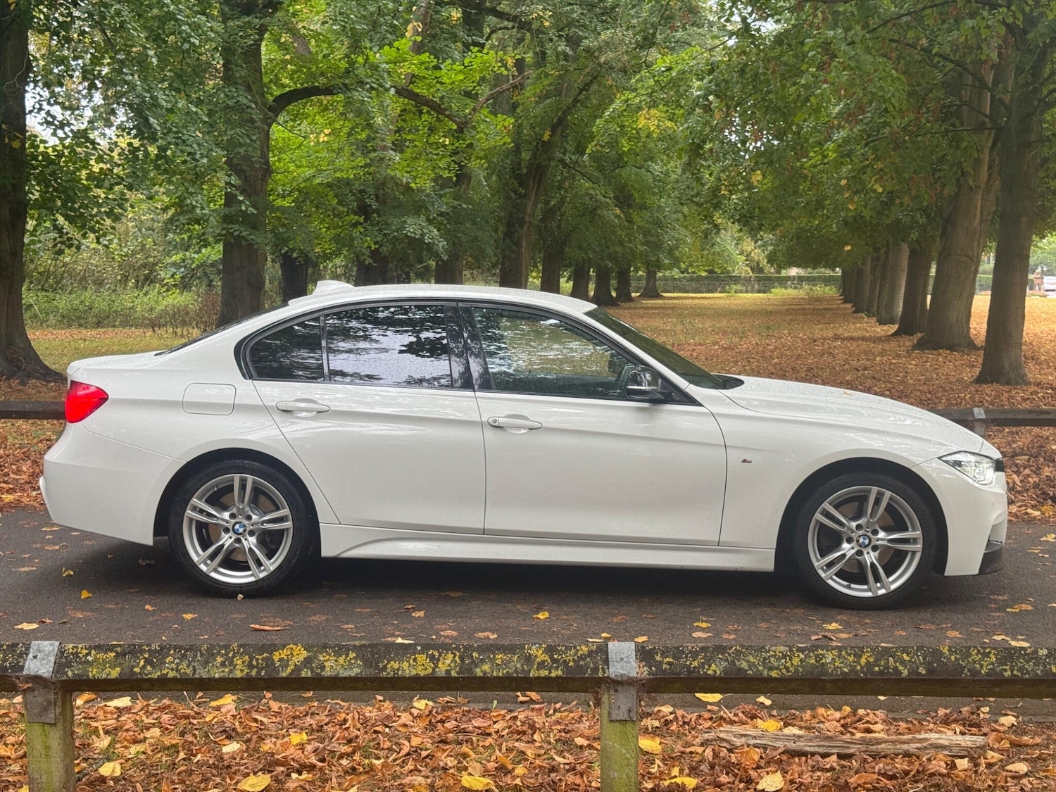 Used BMW 3 Series 2016 for sale - 76688640: Photo 5