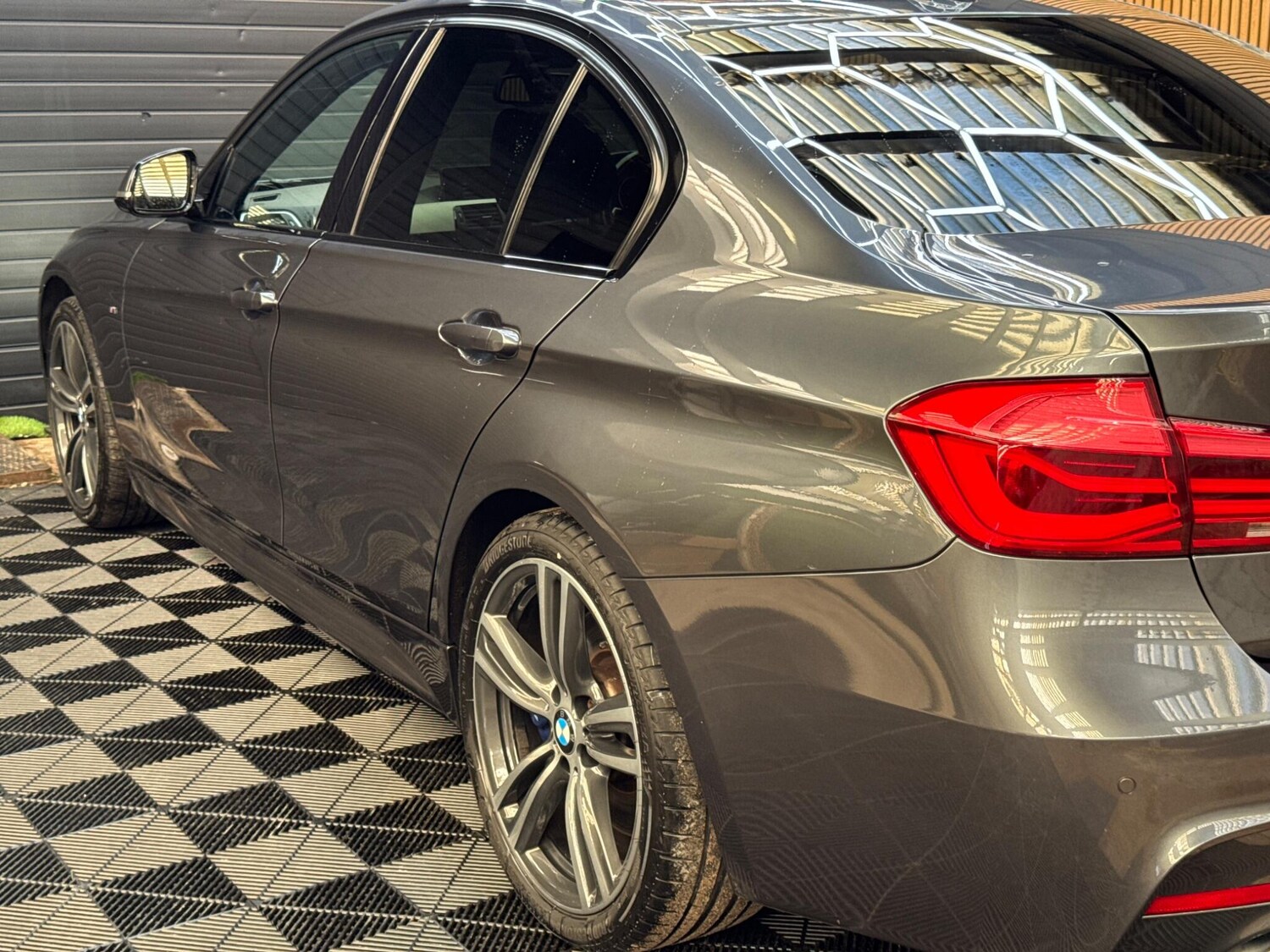 Used BMW 3 Series 2017 for sale - 76786781: Photo 41