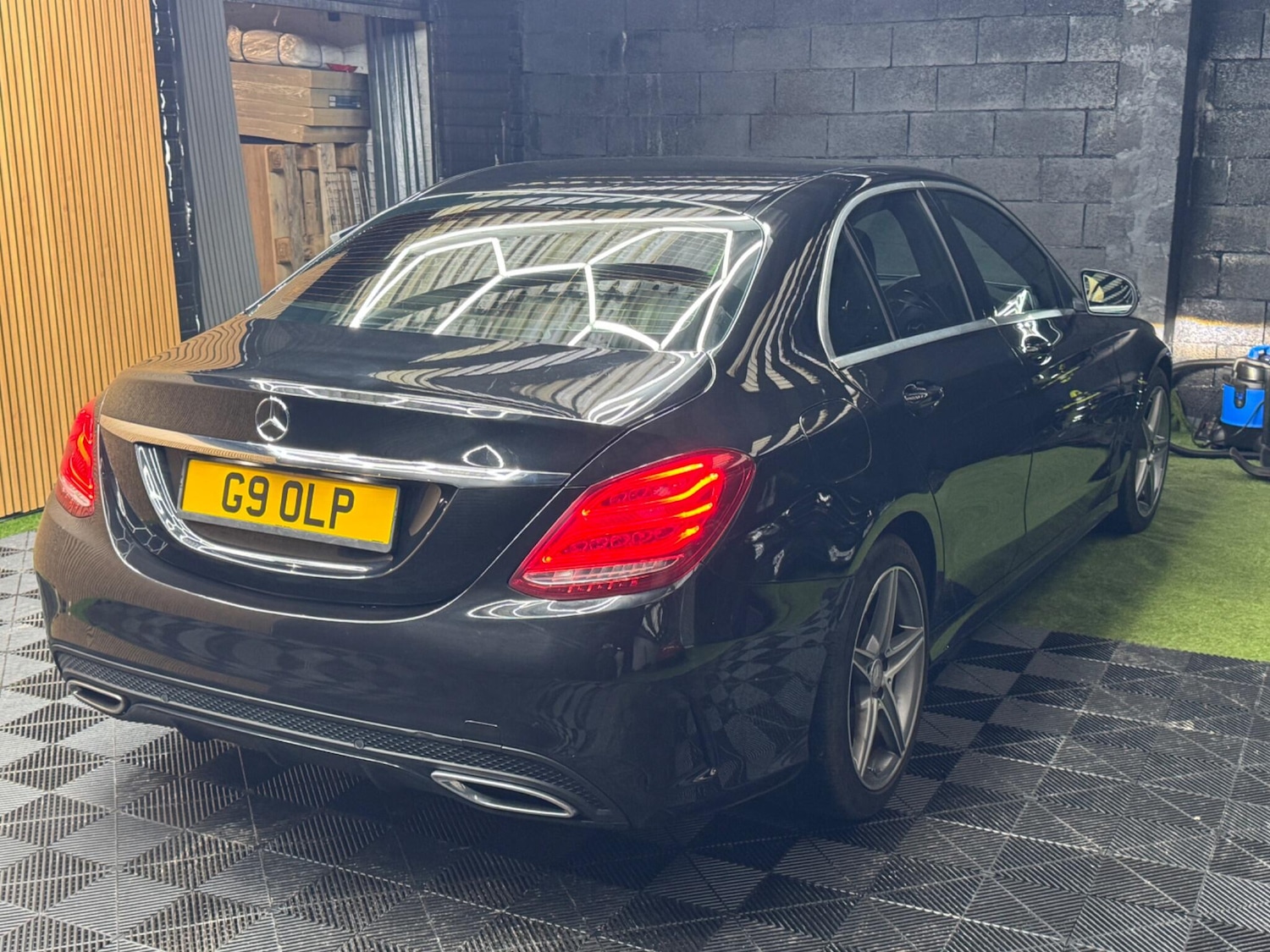 Used Mercedes-Benz C Class 2017 for sale - 77029051: Photo 10