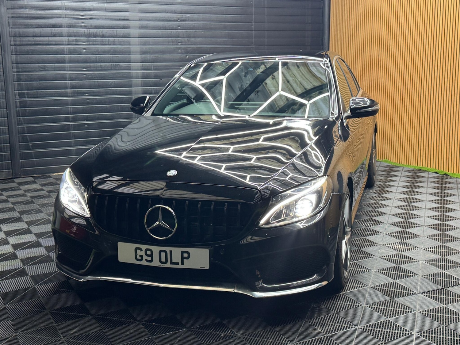 Used Mercedes-Benz C Class 2017 for sale - 77029051: Photo 5